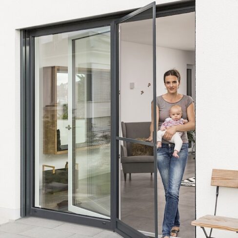 krilni-komarnik-ugradnja