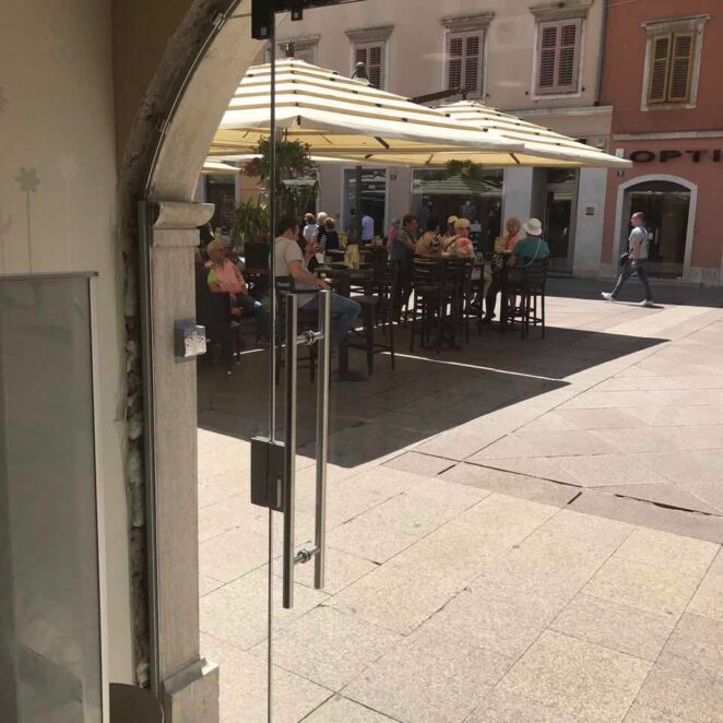 staklena-vrata-rijeka-4