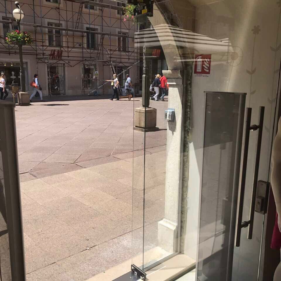 staklena-vrata-rijeka-5